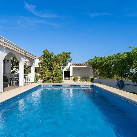 Mit Privatpool Fuer 6 Personen Ca 117 Qm In Nerja, Andalusien Costa Del Sol *